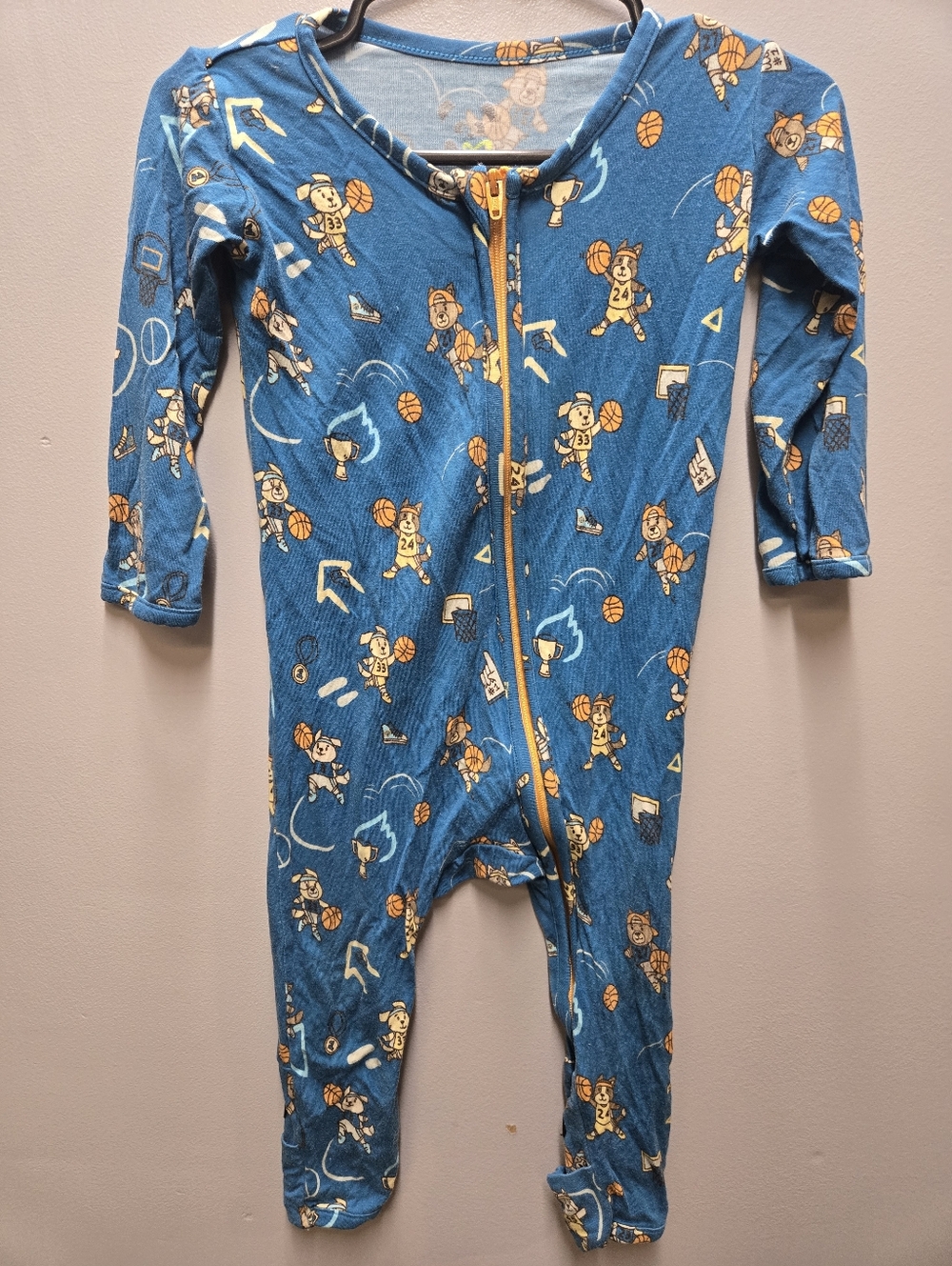 Bellabu Bear Bamboo Convertible Foot Pajamas Infant Baby 9-12m Basketball Pups